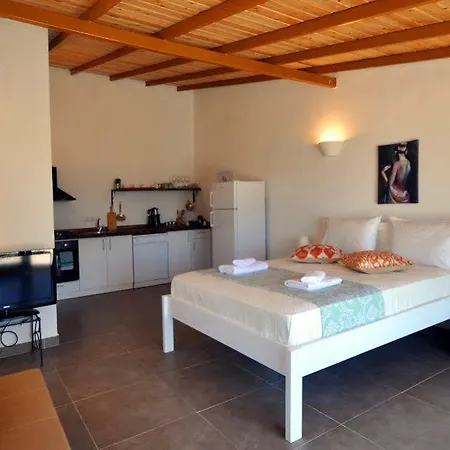 Kaktus Aparthotel 3*