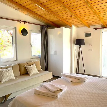 Aparthotel Kaktus 3*