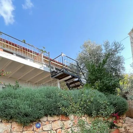 Kaktus Aparthotel 3*