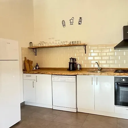 Apartahotel Kaktus 3*