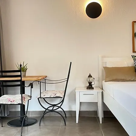 Apartahotel Kaktus 3*